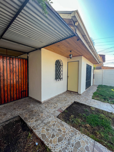 Casa 3 Hab 2 Baños Y 2 Estacionamientos - Curicó