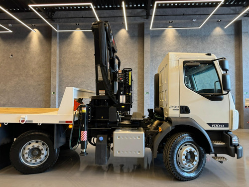 Volvo Vm290 Tracado Guindaste Argos 45 Prancha Carrega Tudo