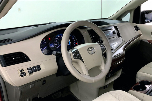 Imagen 14 de 25 de Toyota Sienna 5 Pts Xle, Ta, Ba, Bl, Consola En Toldo, Ra-