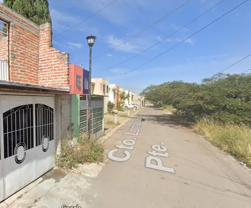 Casa En Remate Bancario En Tlajomulco, Jalisco Jp 2