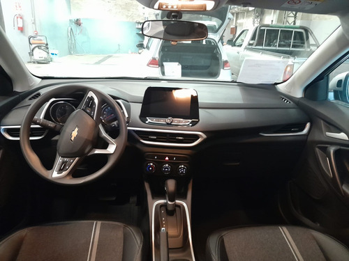 Imagen 5 de 7 de Alquiler De Camionetas Suv- Chevrolet Tracker - Teamrentacar