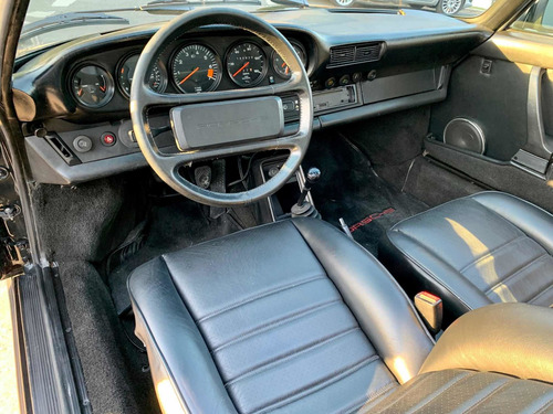 Porsche 911 Carrera Targa