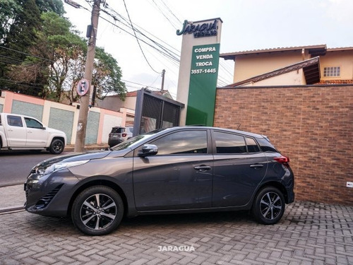 Imagem 3 de 13 de Yaris 1.5 16v Flex Xls Connect Multidrive