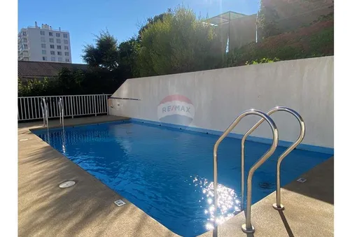 Vista Despejada A La Bahía