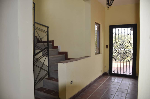 Lejos De La Ciudad ¡refugio De Paz Y Oportunidad De Negocio! Sabaneta El Hatillo Sp 24-24513