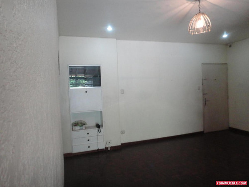 Imagen 2 de 12 de Apartamento En Venta Caurimare. Calle Cerrada Con Vigilancia. Código 21-15946 Mrodriguez