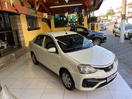 Imagem 4 de 10 de Toyota Etios Sedan X 2018 Abaixo Da Tabela - Troca Financia