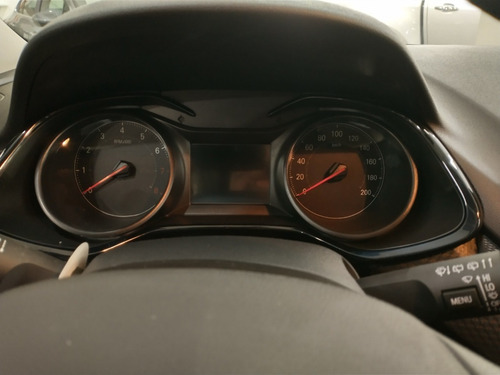 Imagen 17 de 20 de Chevrolet Onix Plus 1.2 Lt Tech Onstar
