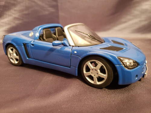 Opel Speedster Escala 1/18 Welly (Usado)