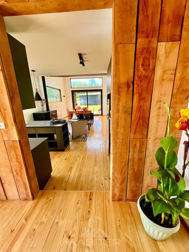 Moderna Casa En Pucón, Condominio Loncotraro. 3d+3b