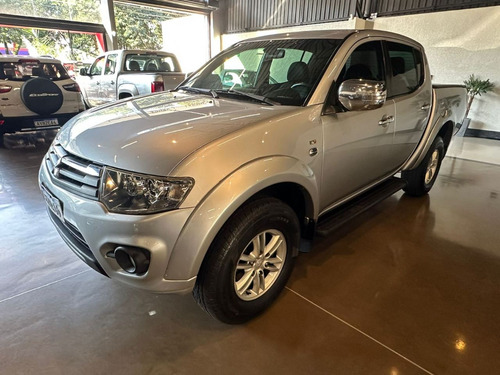 Mitsubishi L200 3.2 DID-H HPE 4WD (Aut)