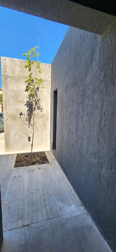 Casa En Venta Pilar Del Este(barrio Santa Emilia)zona Norte