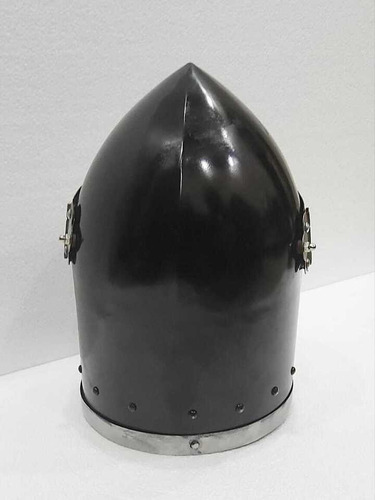 Casco Medieval Tipo Barbuta Con Visera