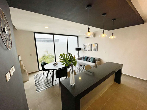 Townhouse En Venta O Renta En Arkia, Chuburná De Hidalgo