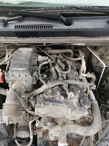 Imagen 6 de 9 de Toyota Avanza Solo Por Partes