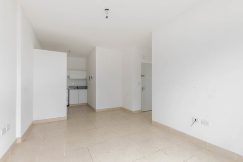 Imagen 14 de 30 de Depto Venta 2 Amb. Gran Balcón. Exc. Ubicación!