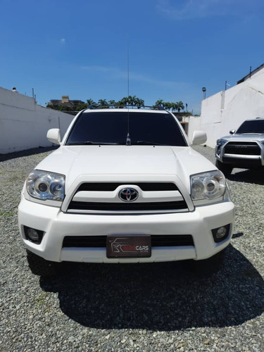 Imagen 2 de 10 de Toyota 4runner