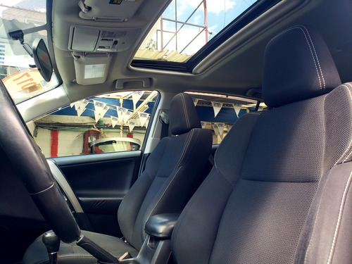 Imagen 9 de 13 de Toyota Rav4 2017 2.5 Xle 4wd At