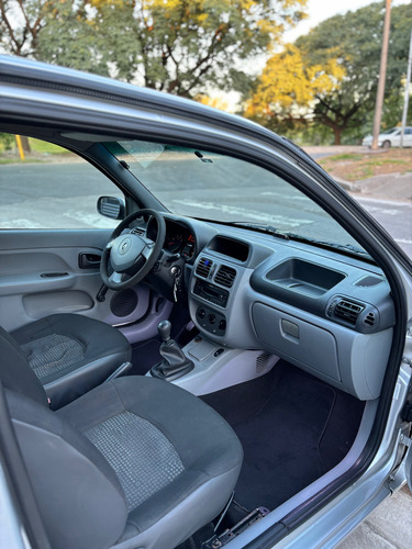 Renault Clio 1.2 Authentique Pack Ii 75cv