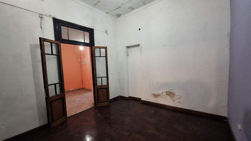 Venta Casa A Reciclar 2 Dormi Cochera Arroyito