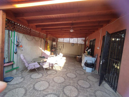 Casa En Venta 3d, 3b, Barrios Los Castaños Comuna De Maipú