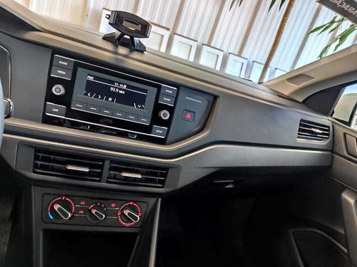 Imagem 10 de 15 de Volkswagen Virtus 1.6 Msi Flex 16v 5p Mec