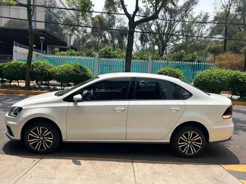 Volkswagen Vento 1.6 Starline Mt