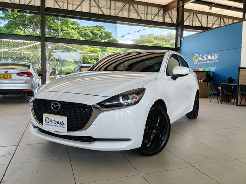 Mazda 2 1.5 Touring Sedan