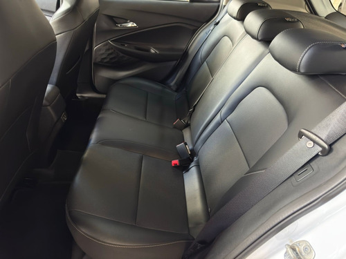 Chevrolet Onix Premier ll turbo Aut.