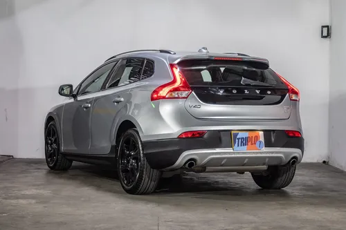 Volvo V40 2.5 T5 Cross Country Awd