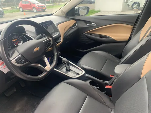 Chevrolet Onix 1.0T Premier Hatch At