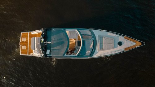 Lancha Azov Z480ht - 2025 - 0km- Navegabilidade, Acabamento