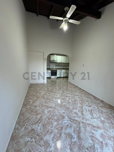 Century21lopez Vende Casa En Barrio Aeronautico Apta Credito Hipotecario