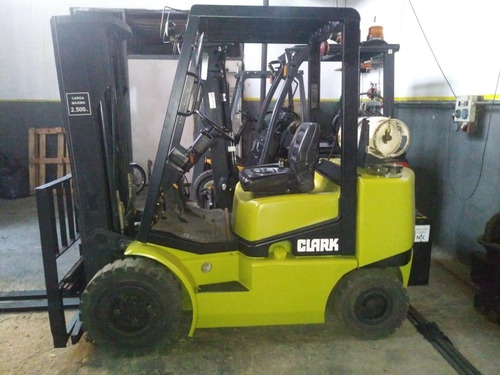 Autoelevador Clark Cgp 25 2500 Kg (genesis 1)