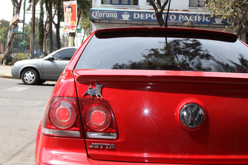 Alerón De Medallón Jetta A4