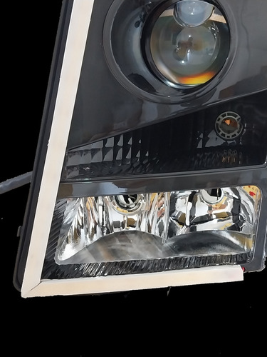Kit Led Drl Com Seta Sequencial E Capas Difusoras Volvo Fh12