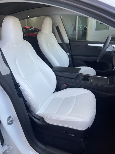 Tesla Model Y Long Range Dual Motor