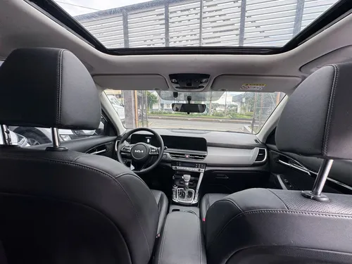 Kia Seltos 2.0 Zenith 4X2