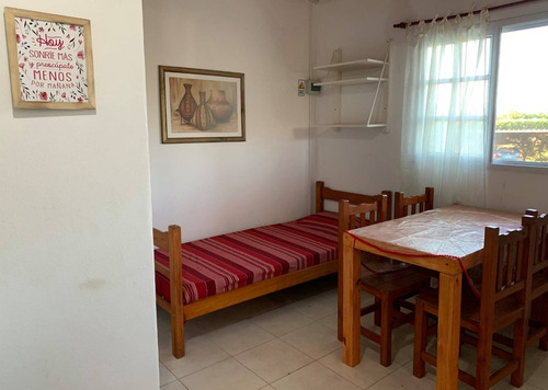 Imagen 13 de 14 de Villa Giardino. Cabañas Capacidad 2/3 Y 4/6 Personas.