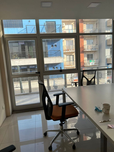 Imagen 2 de 15 de Departamento En Alquiler En Caseros Centro