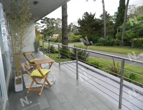 Imagen 3 de 22 de Apartamento En Venta - Playa Mansa - Punta Del Este Mansa