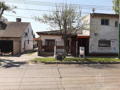 Imagen 2 de 13 de Casa - Ituzaingó
