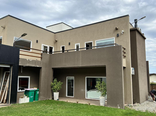 Casa En Barrio Girasoles Del Limay