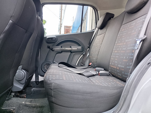 Fiat Uno 1.0 EVO VIVACE 8V FLEX 4P MANUAL
