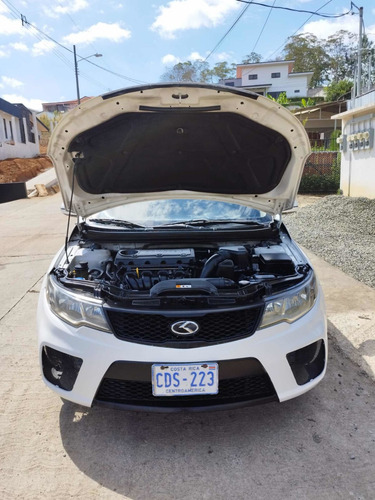 Imagen 2 de 10 de Kia Cerato Koup Cerato Koup