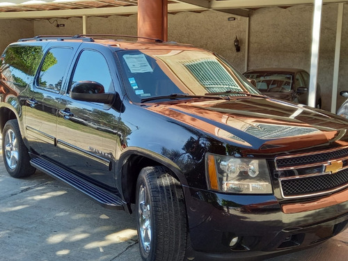 Imagen 1 de 6 de Chevrolet Suburban Paq. C 2014