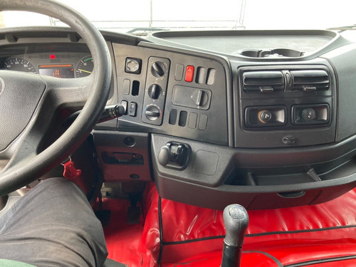 Imagem 6 de 15 de Mb Atego 2430 Ano 2015 No Chassis 8m + Ar Cond