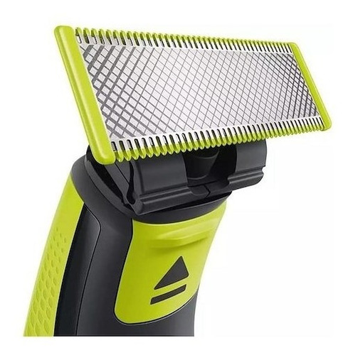 Imagen 4 de 7 de Afeitadora Philips Oneblade Qp2620 Recargable + Qp210