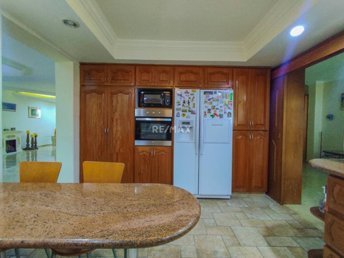 Imagen 6 de 23 de Exclusiva Casa Con Piso De Mármol En La Trigaleña, Daniela J.