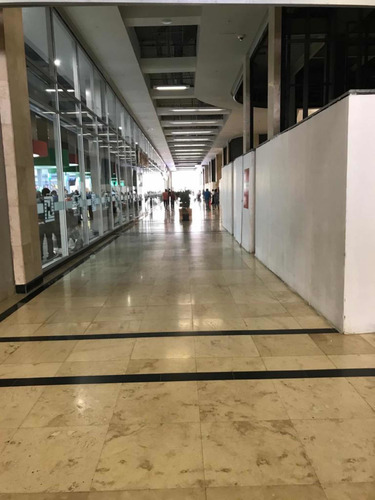 Imagen 7 de 8 de Local Comercial En Venta, Parque Cerro Verde